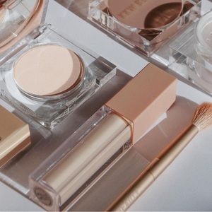 KKW Beauty Conceal 5
